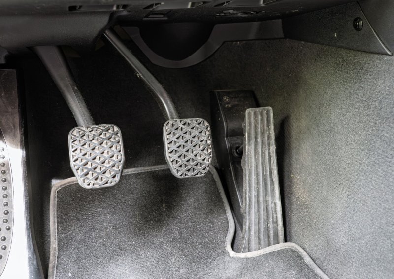 Ove znakove ne smijete ignorirati: Kočnice vam možda otkazuju