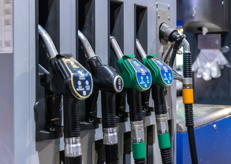 Europska unija uvodi novu vrstu goriva? Evo što će to značiti za vaše automobile