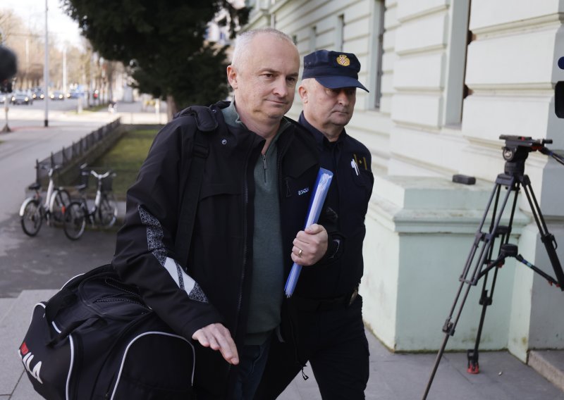 Dvaput je uhićen zbog korupcije. Sada se opet kandidira za gradonačelnika Nove Gradiške