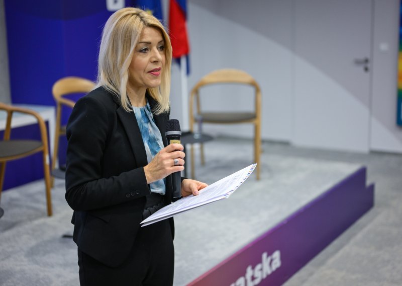 'Što je nezakonito u stvarnom svijetu, nezakonito je i na internetu'