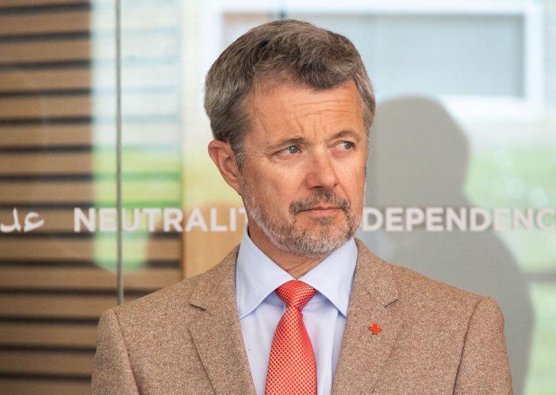 Ovo je bila jasna poruka Trumpu: Danski kralj proteklih je dana boravio na Grenlandu