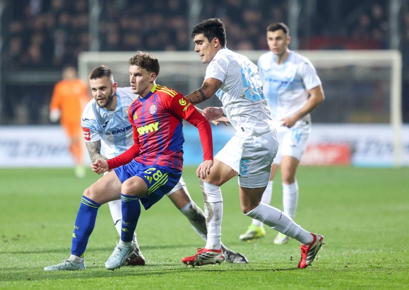 Rijeka dočekuje Hajduk na Rujevici: Utakmica je počela!