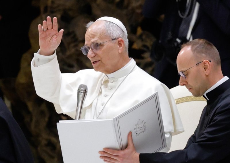 Papa Lav: Nuklearna energija treba se koristiti samo u mirnodopske svrhe