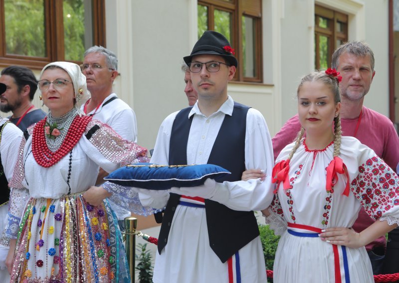 Blagoslovom žita počela ovogodišnja 'Dužijanca' bačkih Hrvata