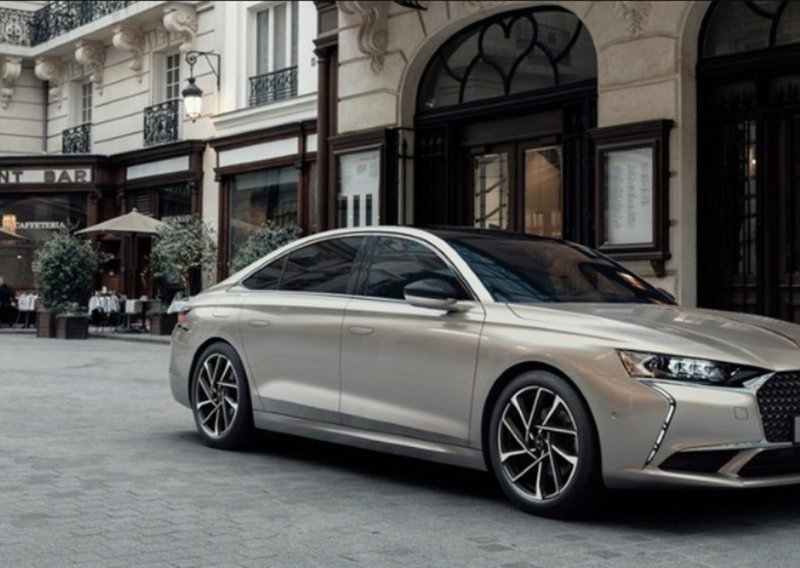 Ova limuzina trebala je biti simbol luksuza, a završila je kao promašaj