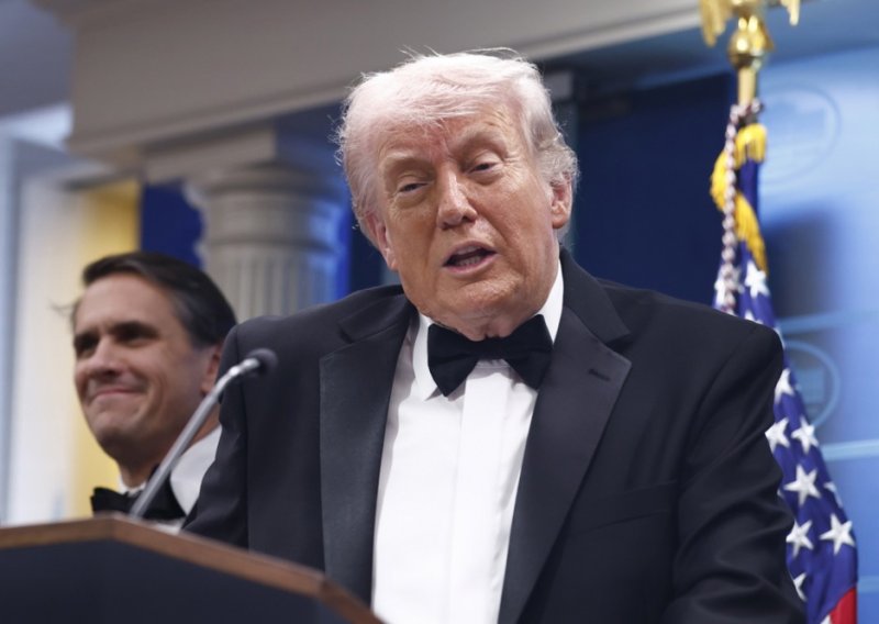 Dramatičan istup Trumpa nakon pucnjave: 'Sramota! Nisam silovatelj, nisam pedofil'