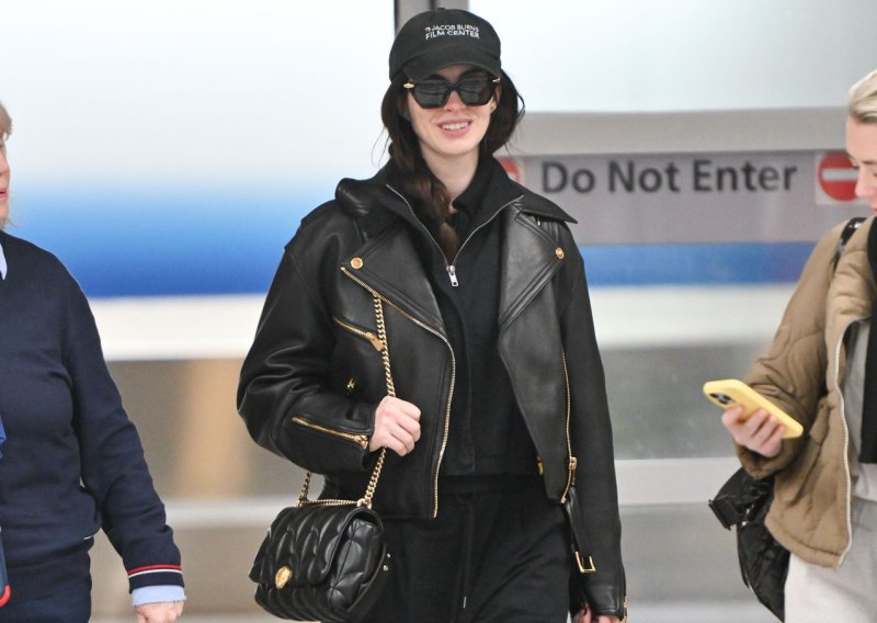 Svi su je gledali: Crni look podigla je torbom koja jednostavno 'vrišti' luksuz