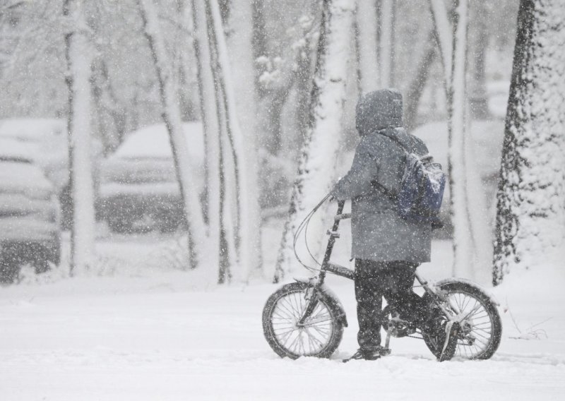 VIDEO Snijeg usred proljeća: Moskvu pogodila snažna oluja