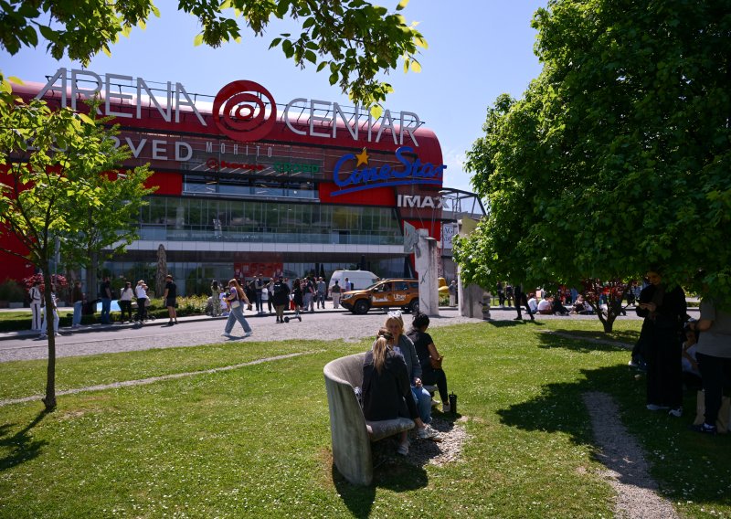 Dojave o bombama diljem Hrvatske, evakuiran Arena Centar, oglasio se i Grad Zagreb