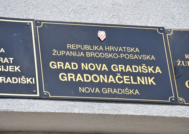 HDZ i SDP u borbi za Novu Gradišku: Kandidirao se i Grgić unatoč ostavci zbog korupcijskih optužbi