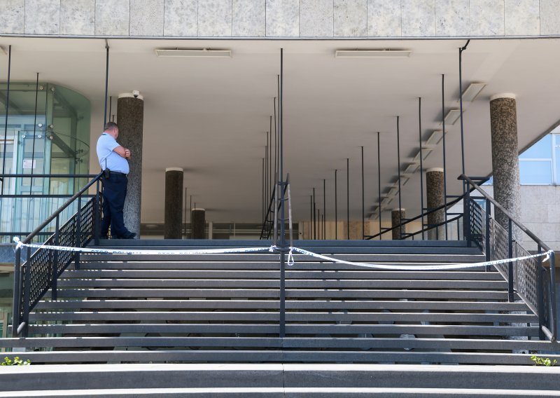 Psiholozi upozoravaju na dojave o bombama: Djeca u riziku od anksioznosti