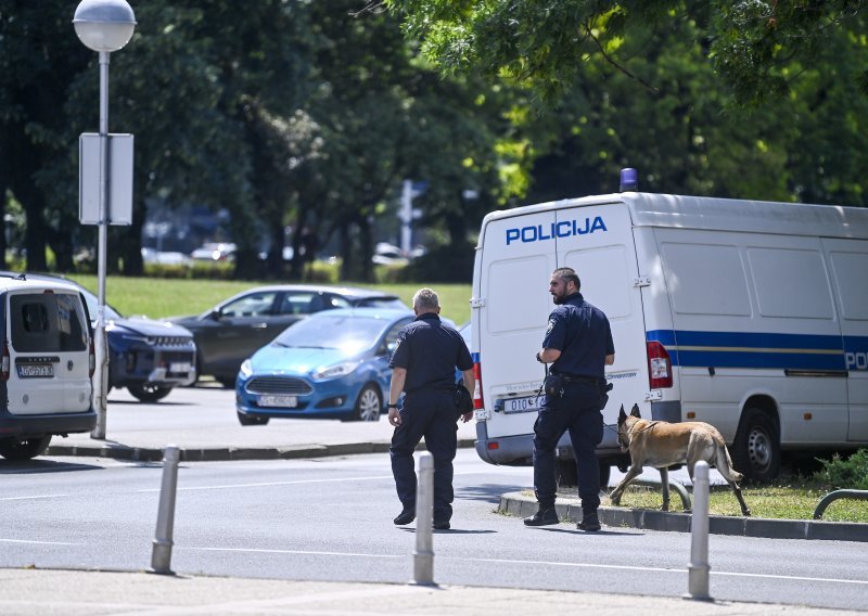 Nove dojave o bombama u školama u Zagrebu