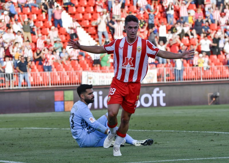 Ovog napadača traži pola Europe: Postao je apsolutni hit u Španjolskoj