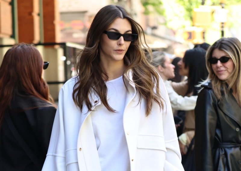 Najpoželjnija torbica sezone: Na prvi pogled tako jednostavna, a podiže svaku kombinaciju