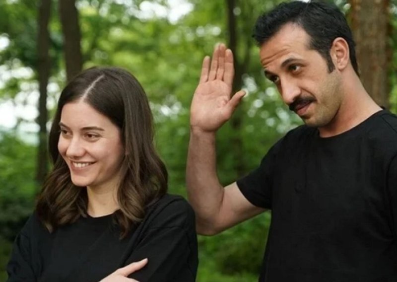 Nije bila samo TV romansa: Zvijezde 'Zlatnog kaveza' novom objavom dokazale da ljubav i dalje cvate