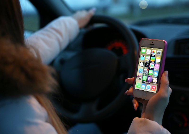 Policija će vam nakon nesreće pregledati mobitel? Nova tehnologija izazvala buru