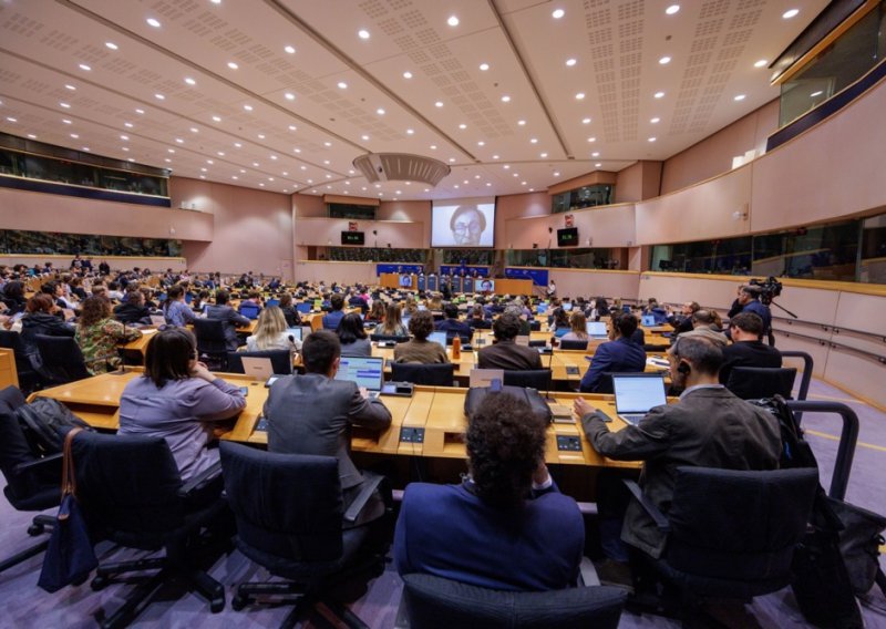 EP traži da se definicija silovanja temelji na načelu 'samo da znači da'