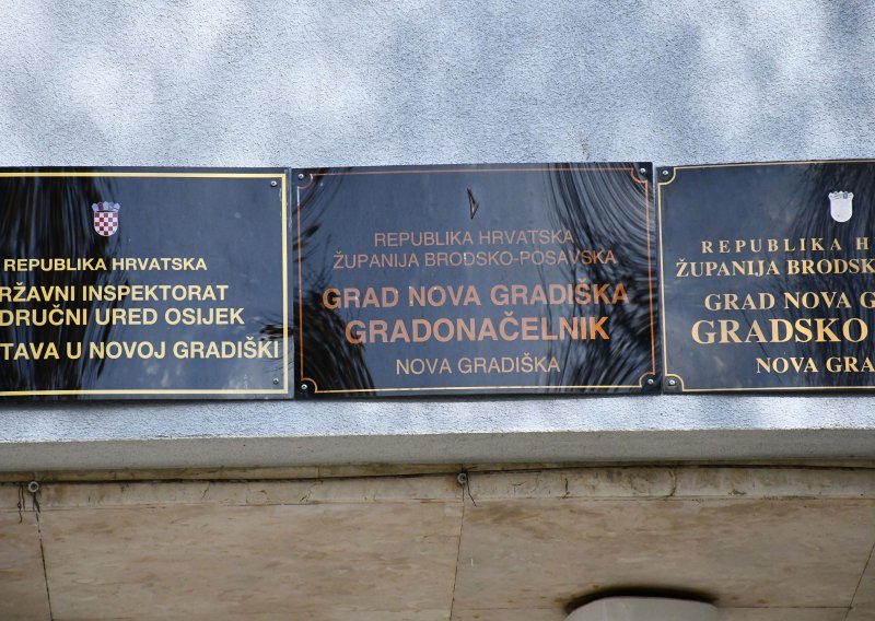 Prijevremeni lokalni izbori u Novoj Gradiški, potpise predao i DP