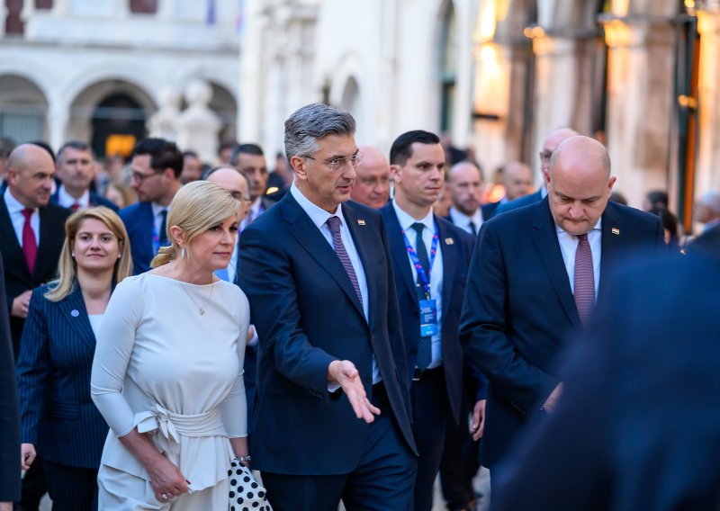 FOTO Politička krema u Dubrovniku: Evo tko je sve prošetao Stradunom