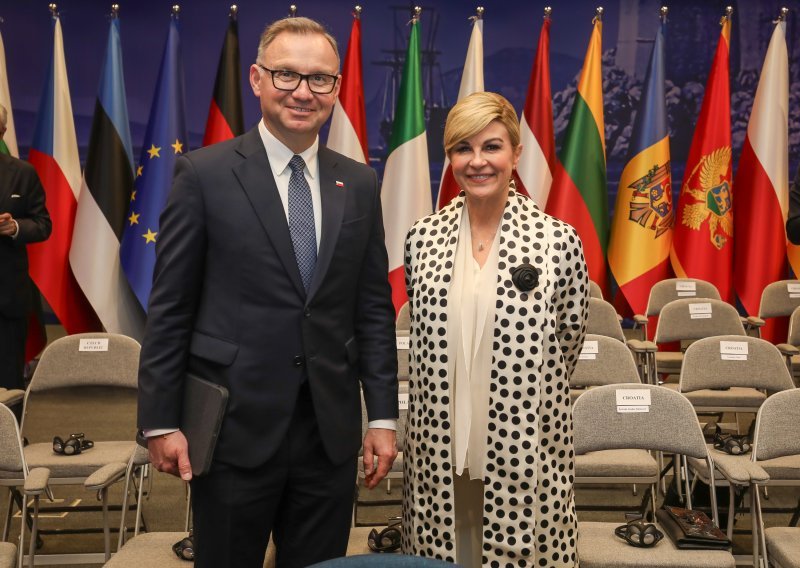 U haljini s točkicama Kolinda slavi rođendan, ali i 'svoju bebu', a komentari nisu izostali