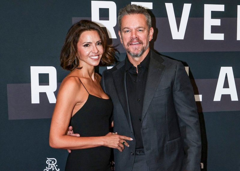 Ukrali su svu pažnju: Svi su gledali u ovaj poznati par, a on samo u svoju lijepu suprugu