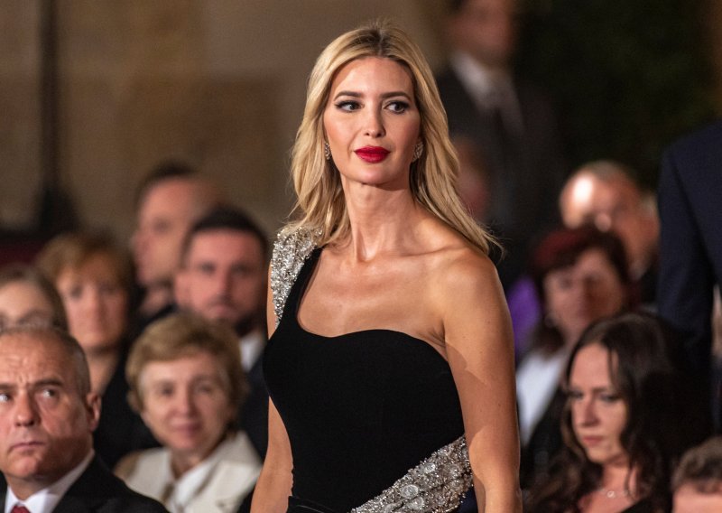 Čista romantika Ivanke Trump: Pred kraljevskom obitelji pojavila se u Pepeljuga haljini