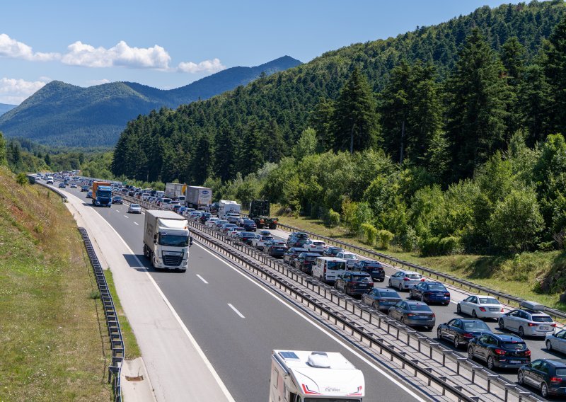 Putujete za produženi vikend? HAK upozorava gdje će biti gužve i kolone
