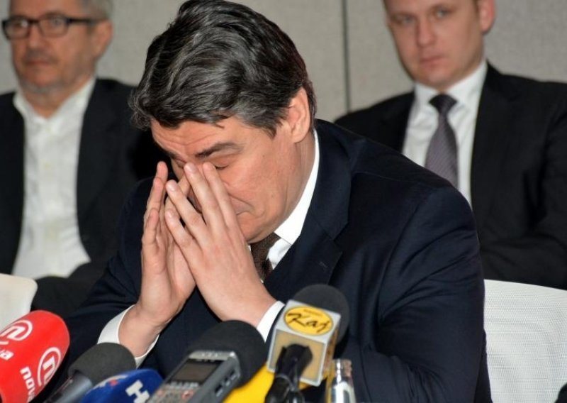 Josipović prozvao Milanovićevu vladu: Neodlučni ste!