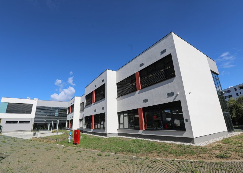 Izgubljeni ključ i izlaz kroz hodnik: Evo kako je prošla evakuacija u zagrebačkoj školi