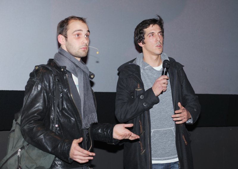 Pavle Vrkljan večeras predstavlja crnohumornu dramu: Licemjerje djece izbija nakon sprovoda oca