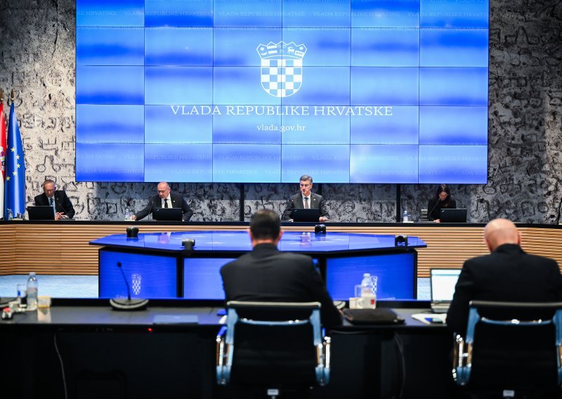 Vlada održala telefonsku sjednicu