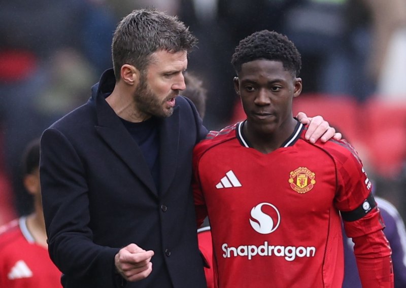 Manchester United riješio veliku dilemu: Mladi talent ostaje u klubu!