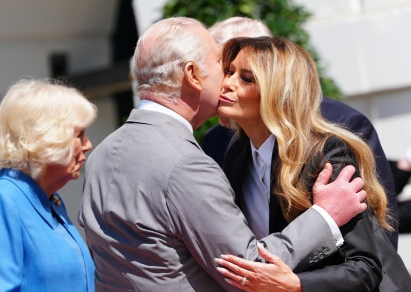 Oproštaj pun emocija: Melanija zamolila kralja Charlesa da prenese poruku Kate Middleton