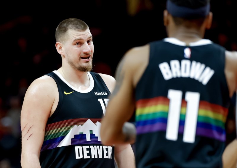 Niti odlični Nikola Jokić nije mogao spasiti Denver. Veliki favorit ispao