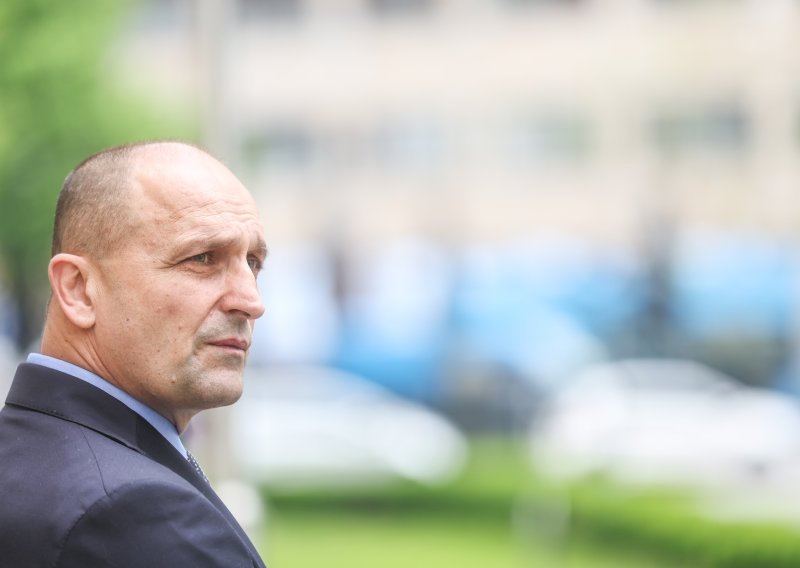 Anušić u Novoj Gradišci podržao HDZ-ovca za izbore: Osigurat ćemo besplatne vrtiće