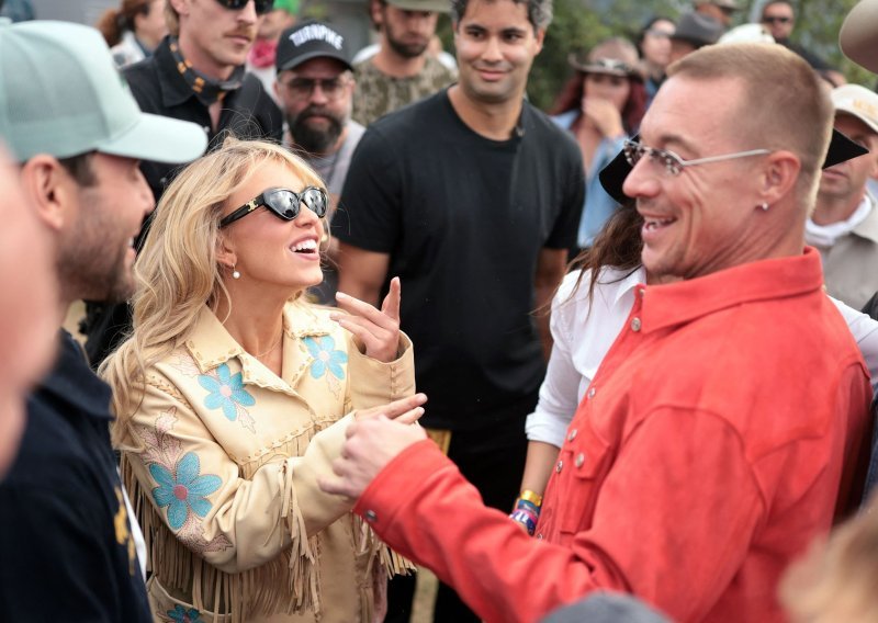 Fotografije s country festivala potvrdile ono o čemu se mjesecima šuškalo