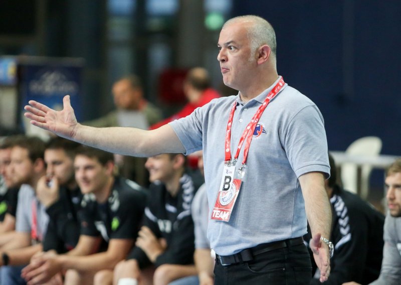 Drama u kutinskoj dvorani: Treneru spašavali život, hitno operiran