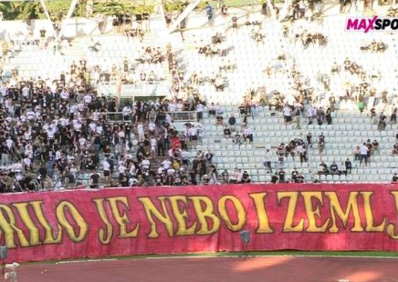 Pogledajte kako su se Torcida i Poljud prisjetili Bljeska: 'Gorilo je nebo i zemlja'