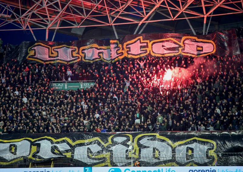 Torcida nakon pobjede najavila derbi s Dinamom: 'Gazi purgere, mrzim Dinamo'
