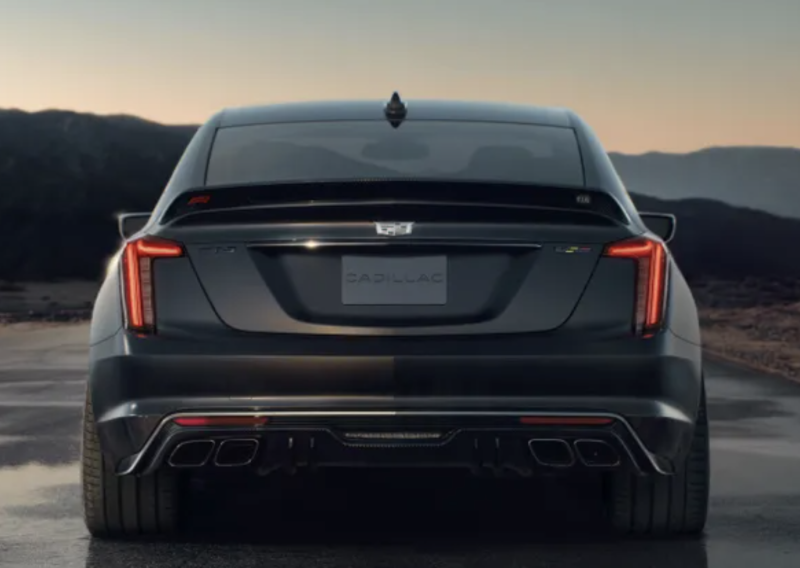Cadillac predstavio zastrašujuću jurilicu. Ima 685 'konja' i - manualni mjenjač