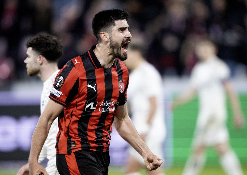 Hrvatski stoper zabio i zakomplicirao ludu borbu za vrh! Pogledajte gol