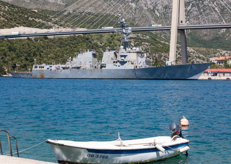 Analitičar o američkom razaraču u Dubrovniku: 'To je najmoćniji brod koji je civilizacija razvila za proturaketnu obranu'