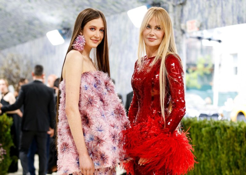 Usklađene do posljednjeg detalja: Nicole Kidman i njezina kćer oduševile haljinama, ali kosom