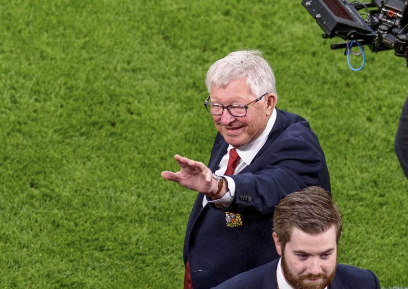 Sir Alexu Fergusonu pozlilo na Old Traffordu: Stigle su nove informacije o njegovu stanju