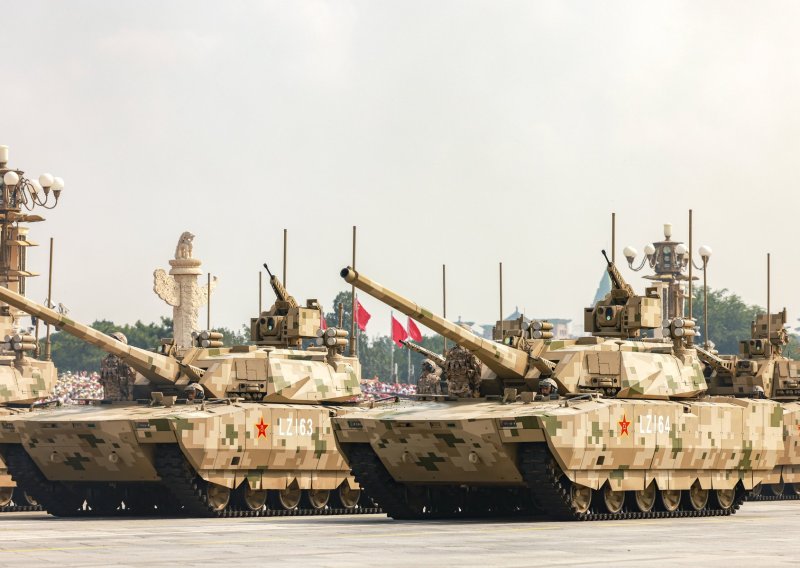 Peking se pohvalio čeličnom zvijeri: Najnoviji kineski tenk pokazao što može