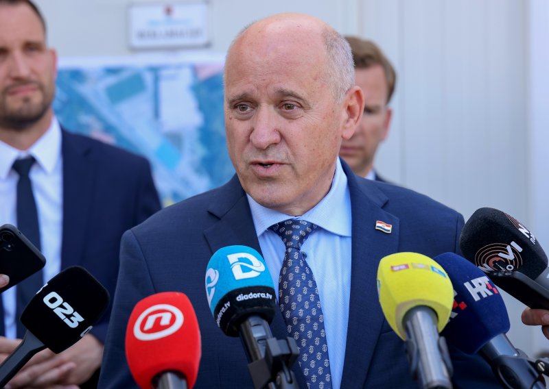Bačić nakon otkrića ilegalnih grobnica: 'U Hrvatskoj ne mogu postojati privatna groblja'