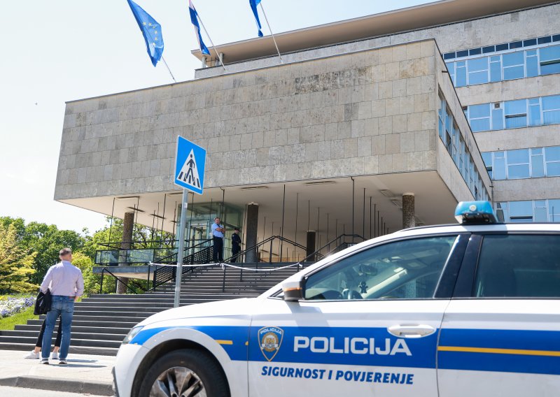 Nova dojava o bombama na tri lokacije u Zagrebu, doznajemo detalje