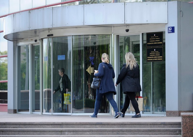 Važne usluge nisu dostupne, Porezna uprava objasnila što se događa