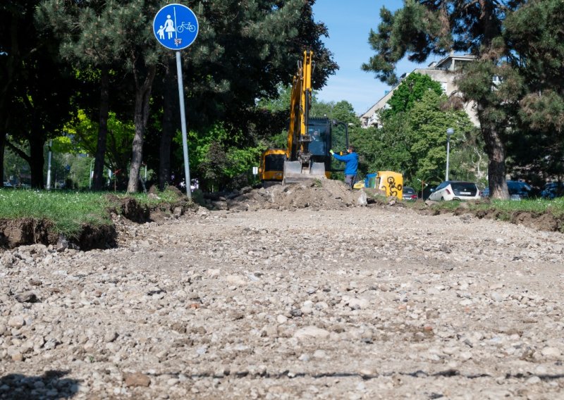 Počeli radovi u Ulici grada Vukovara: Stiže nova biciklistička staza