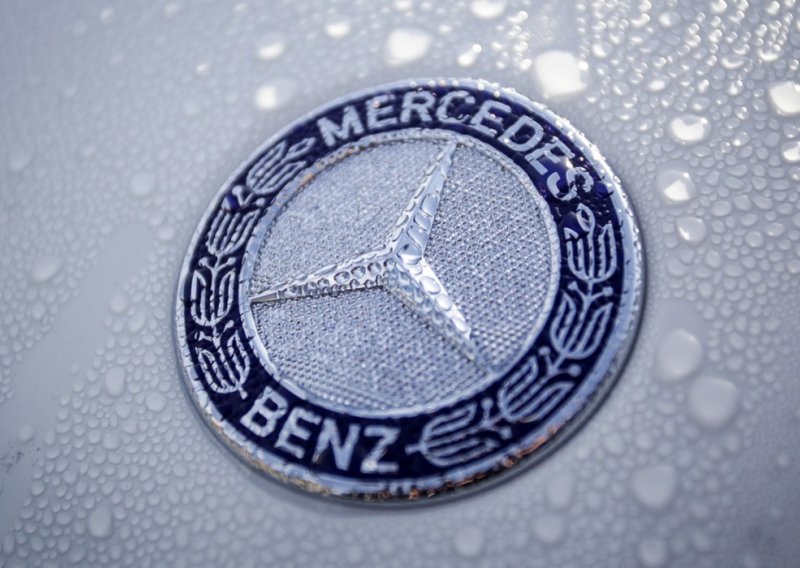 Njemački autogiganti okreću se oružju: Mercedes slijedi Volkswagen